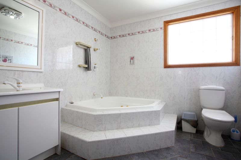 Top Bathtub Installation Companies in Nolensville, TN